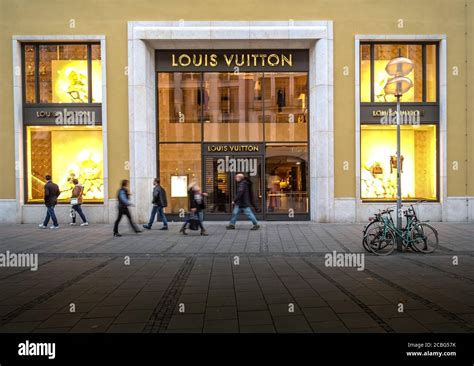 louis stores in germany.